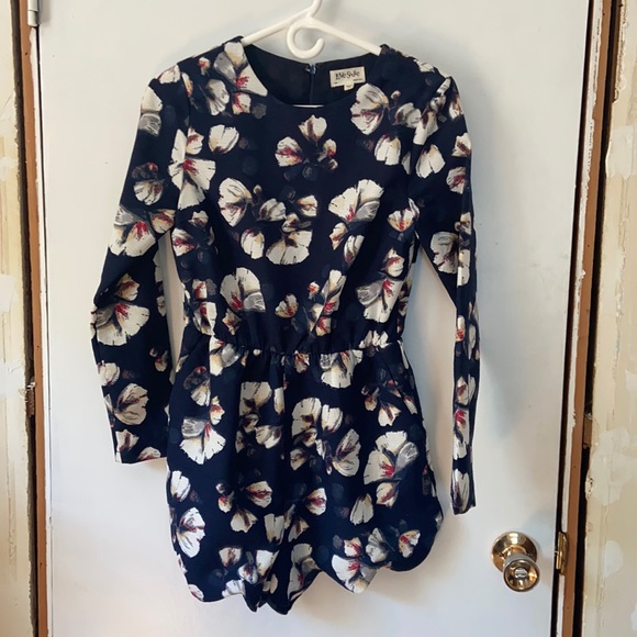 Love Sadie long sleeved romper - Picture 1 of 4